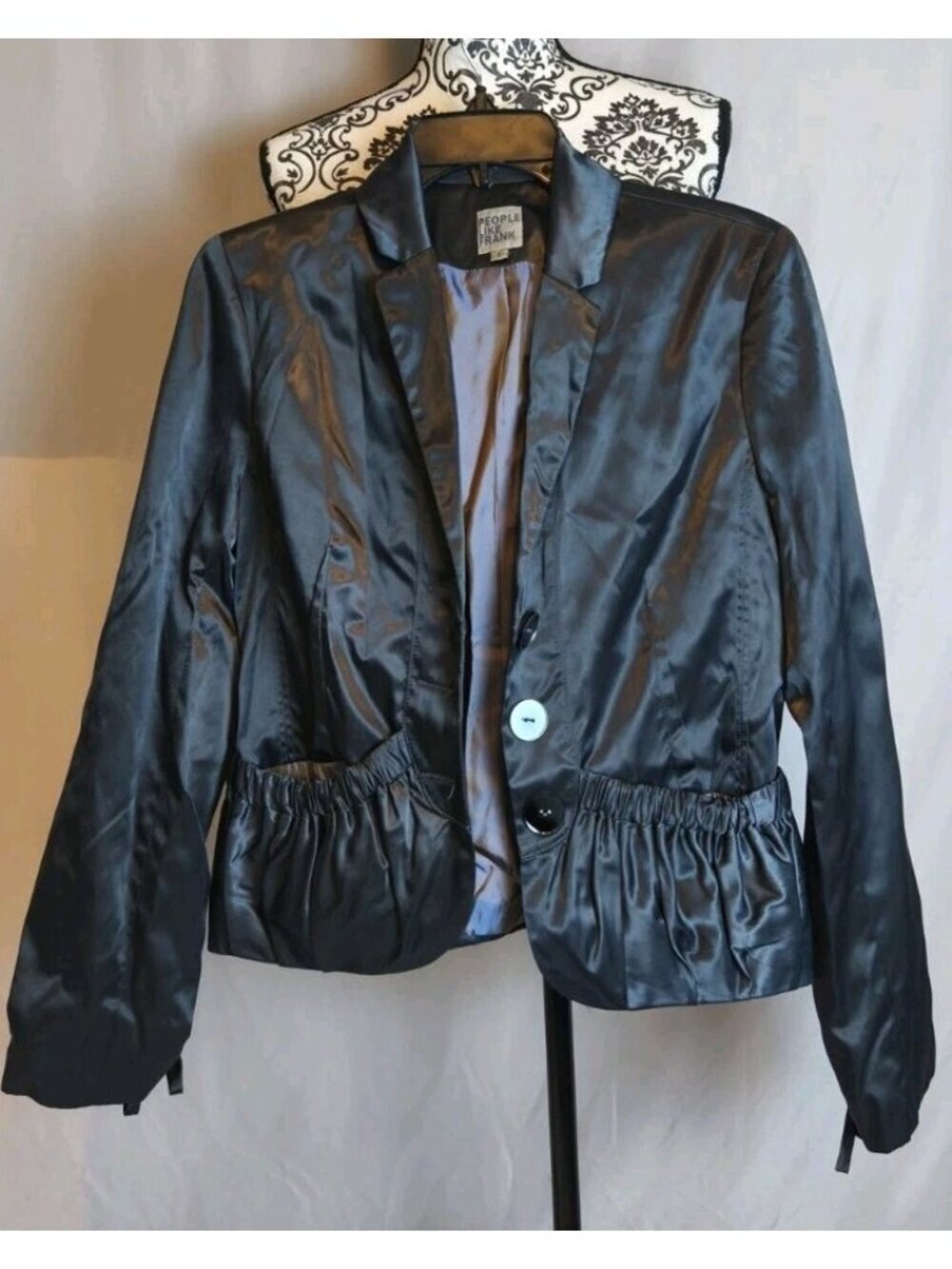People Like Frank Black Satin Blazer Ruched Waist Tie Cuff Iridescent 6